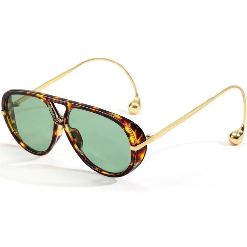 Tortoiseshell Aviator Sunglasses with Green Lenses - Classic